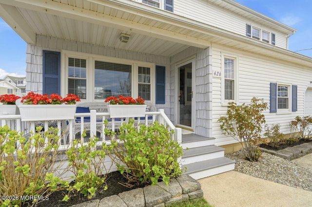 426 Hialeah Drive, Lavallette, NJ 08735