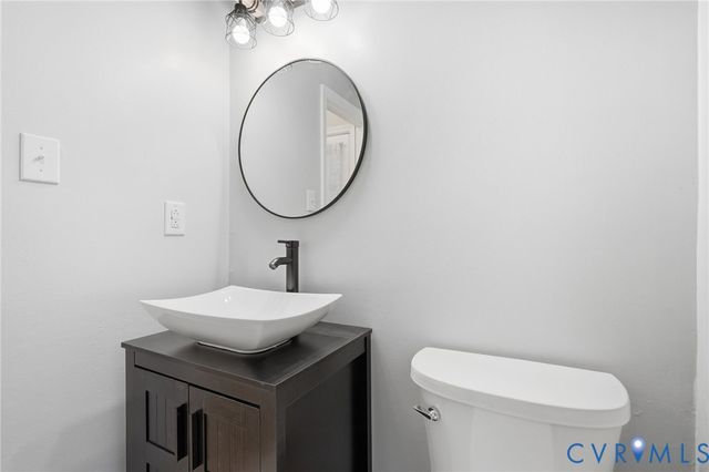 5800 Mill Spring Ln, Chesterfield, VA 23112