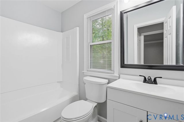 5800 Mill Spring Ln, Chesterfield, VA 23112