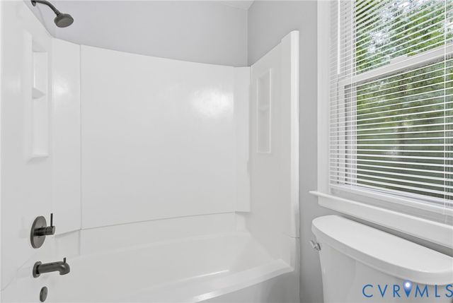 5800 Mill Spring Ln, Chesterfield, VA 23112