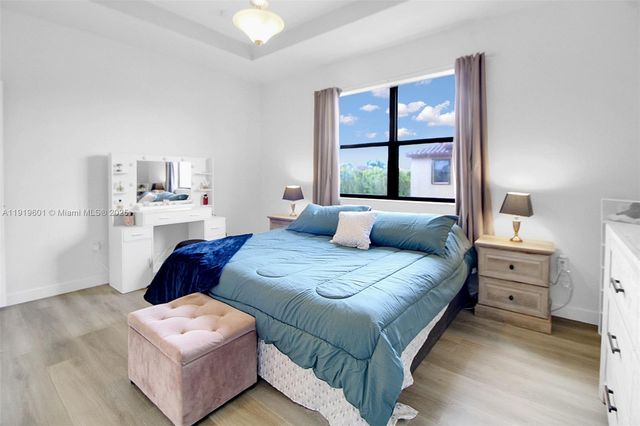 732 SE 35th Ave, Homestead, FL 33033