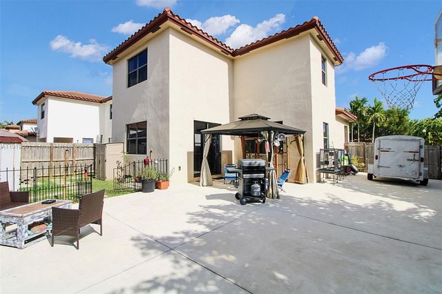 732 SE 35th Ave, Homestead, FL 33033