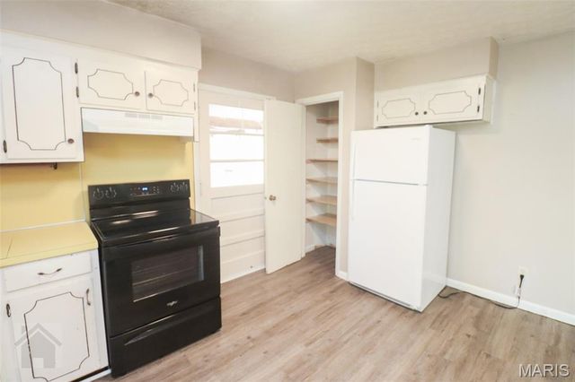 21675 Sable Road, Waynesville, MO 65583