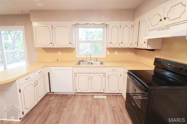 21675 Sable Road, Waynesville, MO 65583