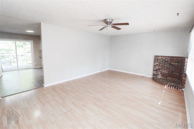 21675 Sable Road, Waynesville, MO 65583