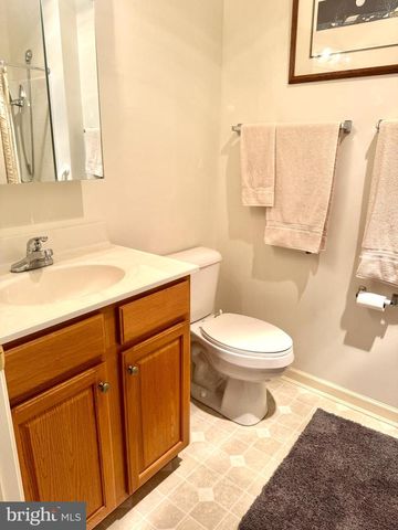 1112 S SCHUMAKER DR #205, Salisbury, MD 21804