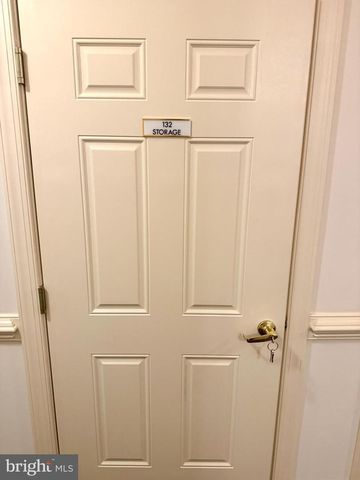 1112 S SCHUMAKER DR #205, Salisbury, MD 21804