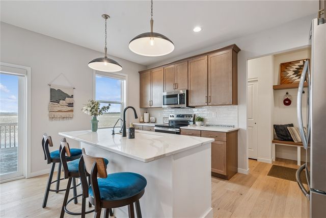 2406 Royal Oak Ridge, Marion, IA 52302