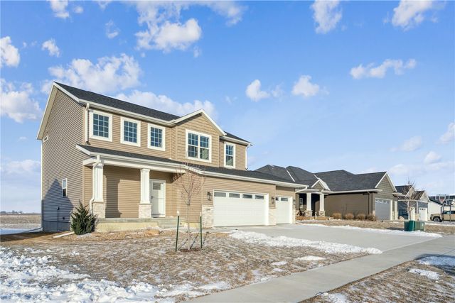 2406 Royal Oak Ridge, Marion, IA 52302