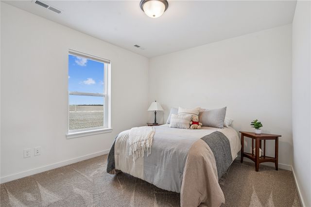 2406 Royal Oak Ridge, Marion, IA 52302