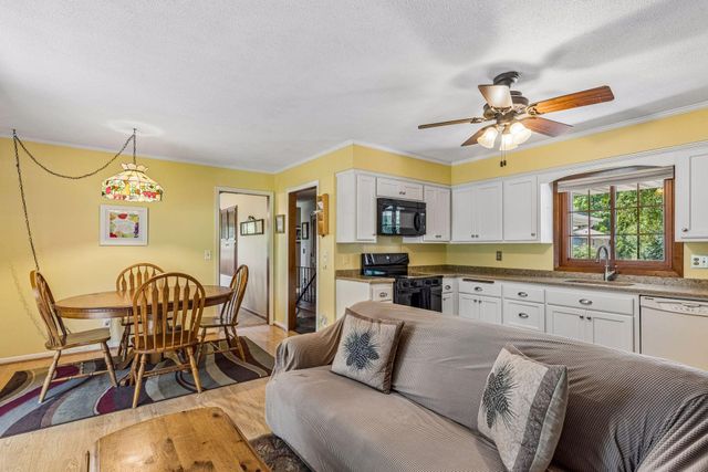 95 15th Avenue SW, New Brighton, MN 55112