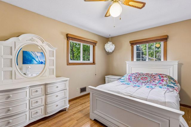 95 15th Avenue SW, New Brighton, MN 55112