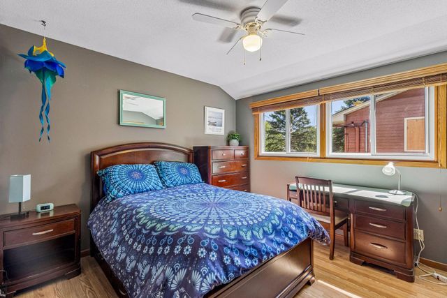 95 15th Avenue SW, New Brighton, MN 55112