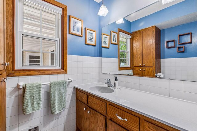 95 15th Avenue SW, New Brighton, MN 55112
