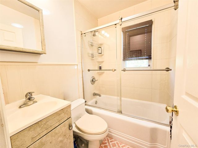 43 Fort Hill Road, Huntington, NY 11743