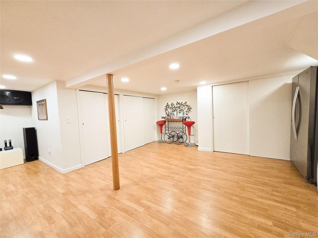 43 Fort Hill Road, Huntington, NY 11743