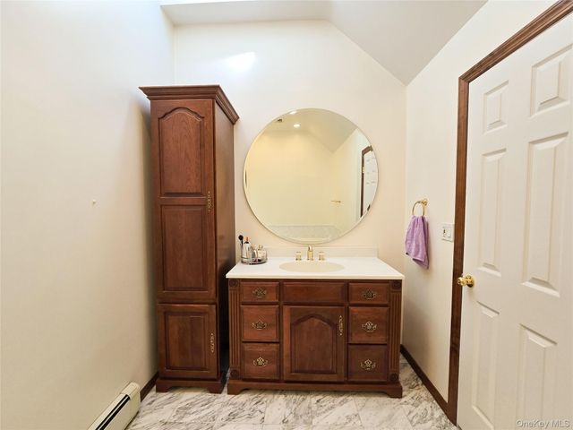 43 Fort Hill Road, Huntington, NY 11743