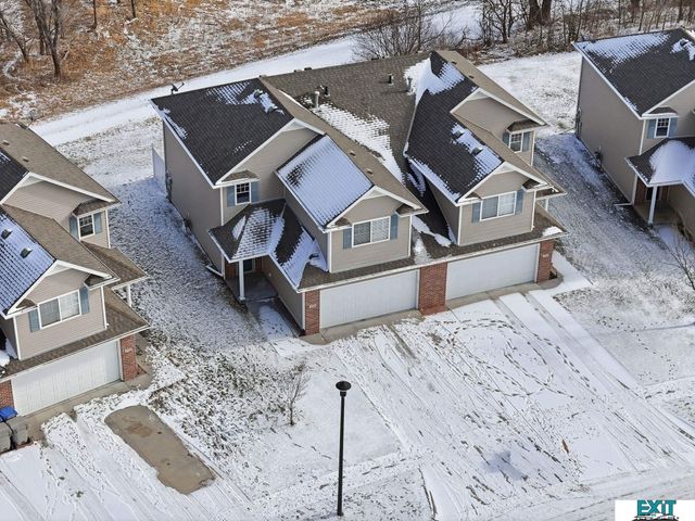 2514 Cedar Cove Road, Lincoln, NE 68507