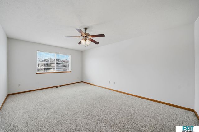 2514 Cedar Cove Road, Lincoln, NE 68507