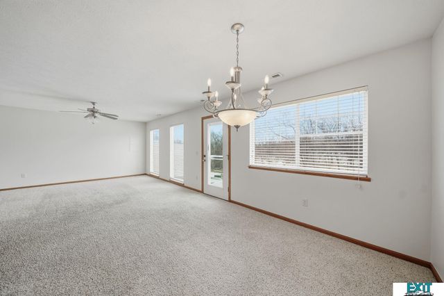 2514 Cedar Cove Road, Lincoln, NE 68507