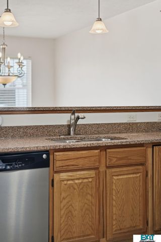 2514 Cedar Cove Road, Lincoln, NE 68507