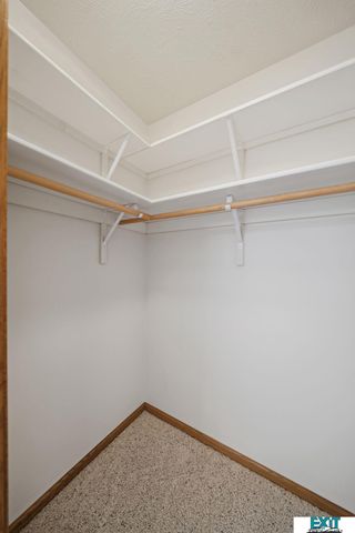 2514 Cedar Cove Road, Lincoln, NE 68507