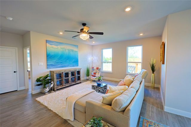 2415 Beverly Drive, Granbury, TX 76048