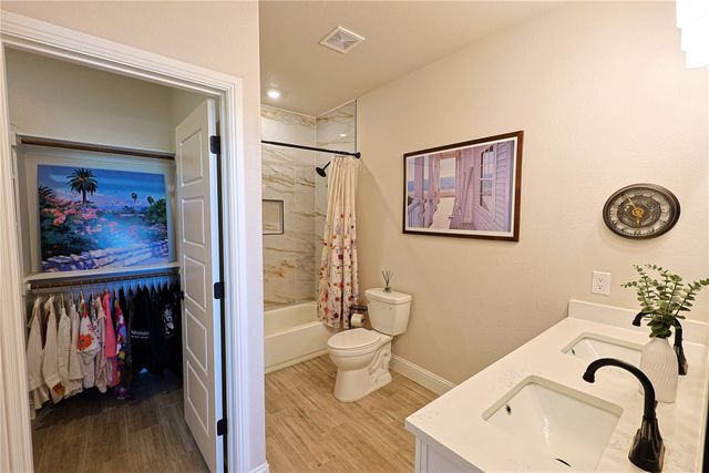 2415 Beverly Drive, Granbury, TX 76048