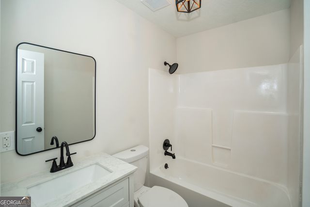 129 Higgins Road, Flovilla, GA 30216