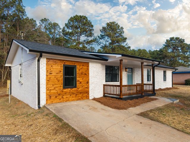 129 Higgins Road, Flovilla, GA 30216