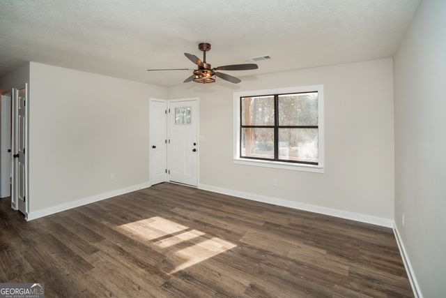 129 Higgins Road, Flovilla, GA 30216