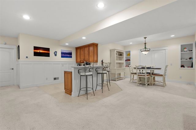 6368 Hollison Drive, Kalamazoo, MI 49009