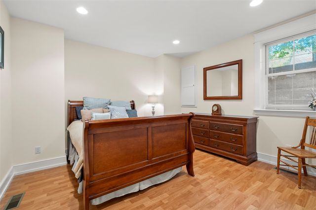 6368 Hollison Drive, Kalamazoo, MI 49009