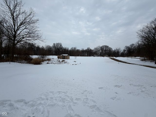 29 Buck Lane, Spencer, IN 47460