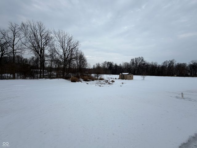 29 Buck Lane, Spencer, IN 47460