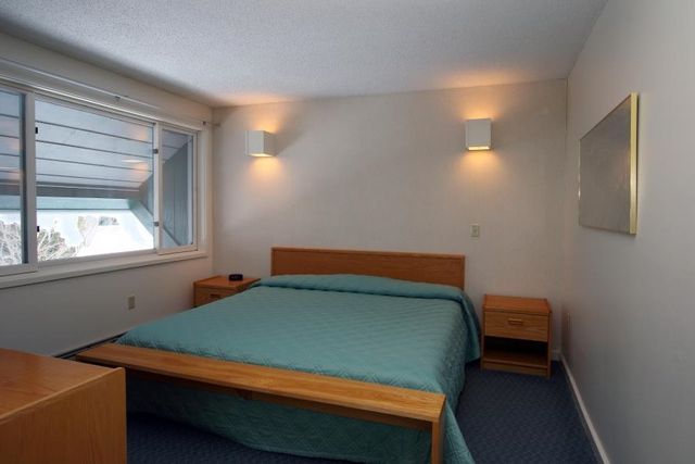 185 Village Green Dr Unit 8D, Stowe, VT 05672