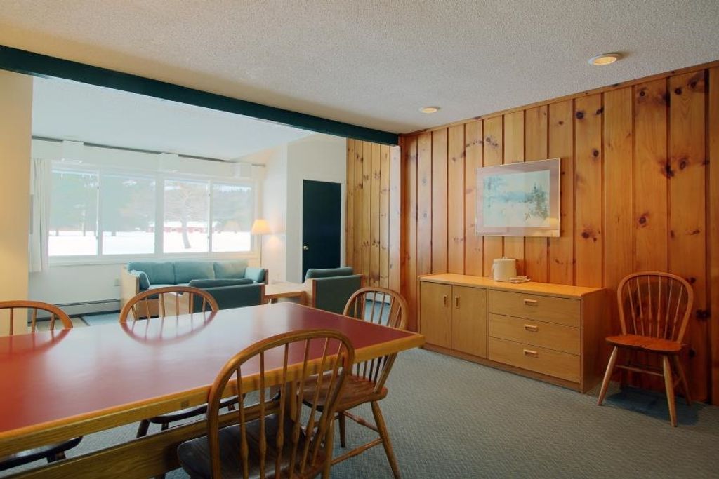 Image 3 of property listing at 185 Village Green Dr Unit 8D, Stowe, VT 05672