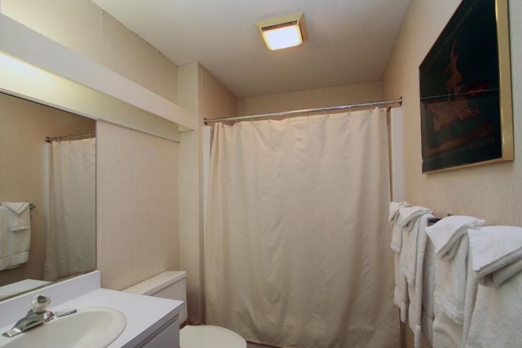Image 7 of property listing at 185 Village Green Dr Unit 8D, Stowe, VT 05672