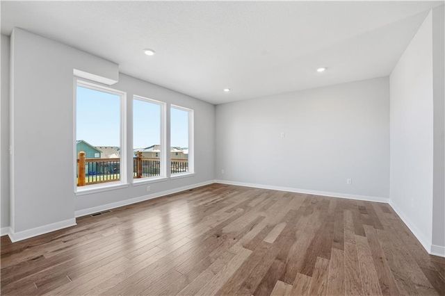 18299 W 166th Terrace, Olathe, KS 66062