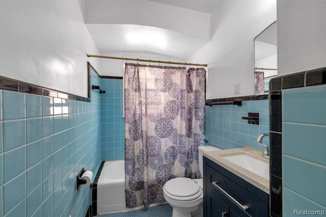 5125 Middlesex Street, Dearborn, MI 48126