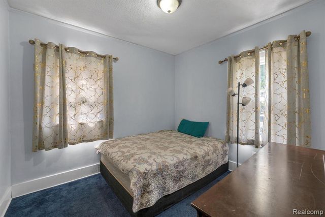 5125 Middlesex Street, Dearborn, MI 48126