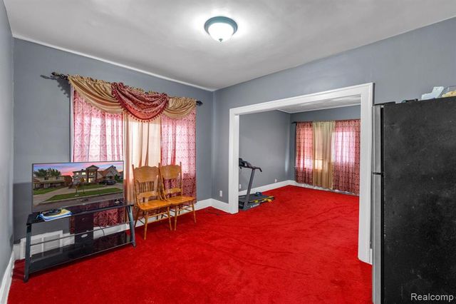 5125 Middlesex Street, Dearborn, MI 48126