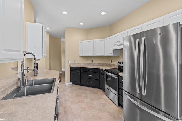 9484 Aspen View Drive, Grand Blanc, MI 48439