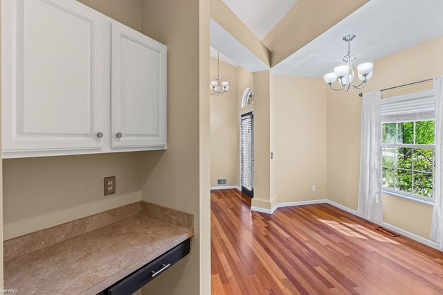 9484 Aspen View Drive, Grand Blanc, MI 48439