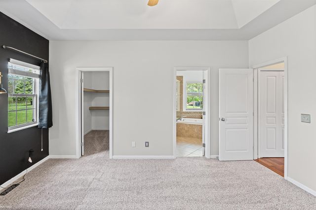 9484 Aspen View Drive, Grand Blanc, MI 48439