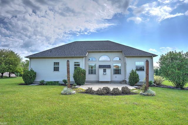 9484 Aspen View Drive, Grand Blanc, MI 48439