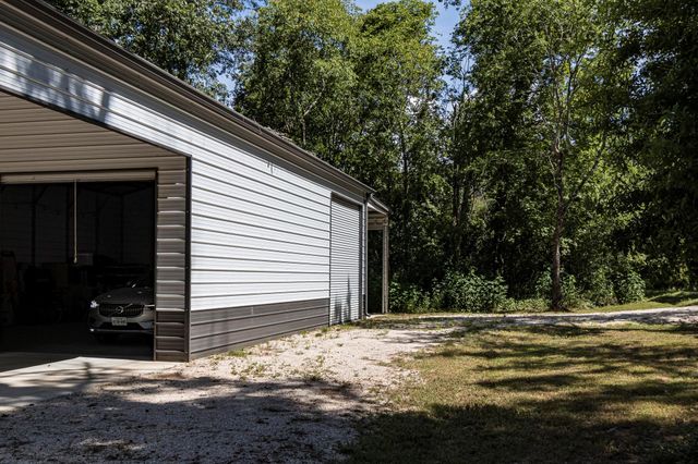 40 Bob Steele Road, Coldspring, TX 77331