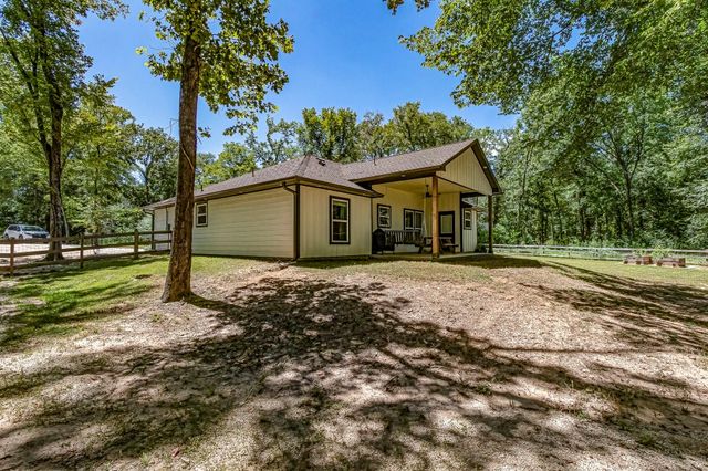 40 Bob Steele Road, Coldspring, TX 77331