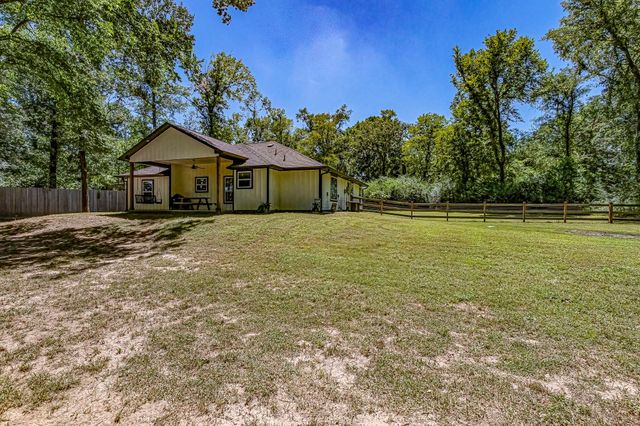40 Bob Steele Road, Coldspring, TX 77331