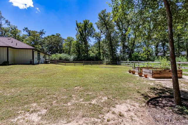 40 Bob Steele Road, Coldspring, TX 77331